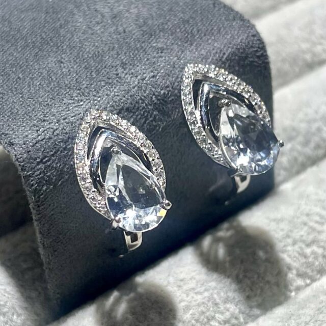 Silver earrings with sapphires and topazes