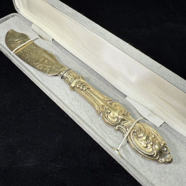 Silver-gilt butter knife, 1850