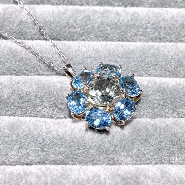 Silver pendant with topaz and citrine, on a chain
